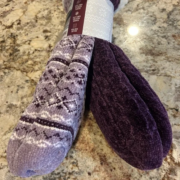 Muk Luks Purple Women's Cabin Socks - 2 Pair Pack - Picture 7 of 9